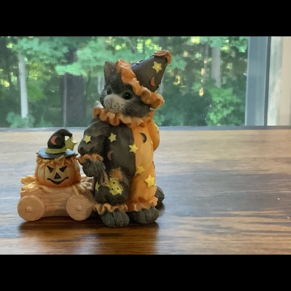 Enesco Other - Calico Kittens “Cute As A Pumpkin”